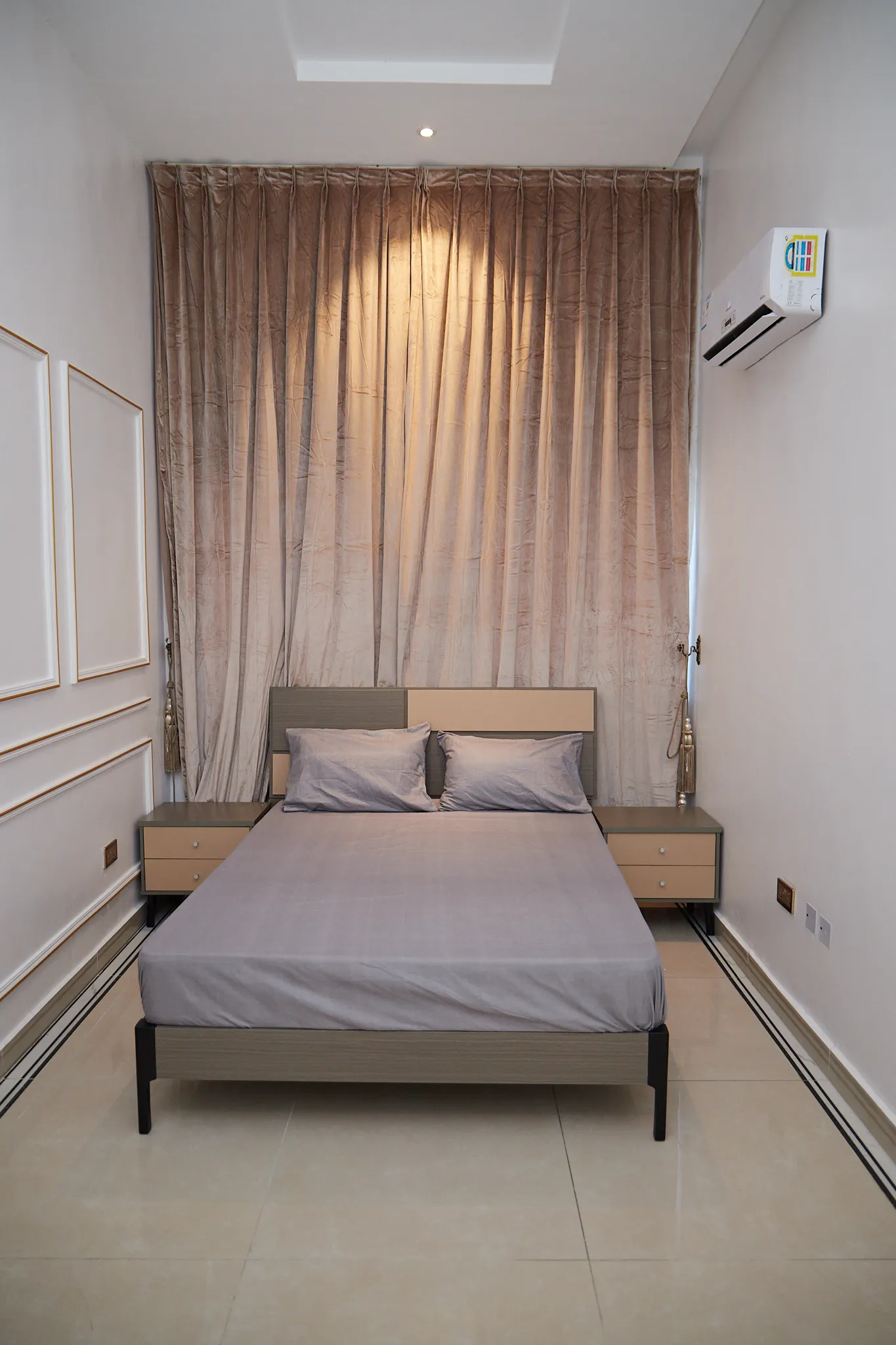 Image gallery marquee